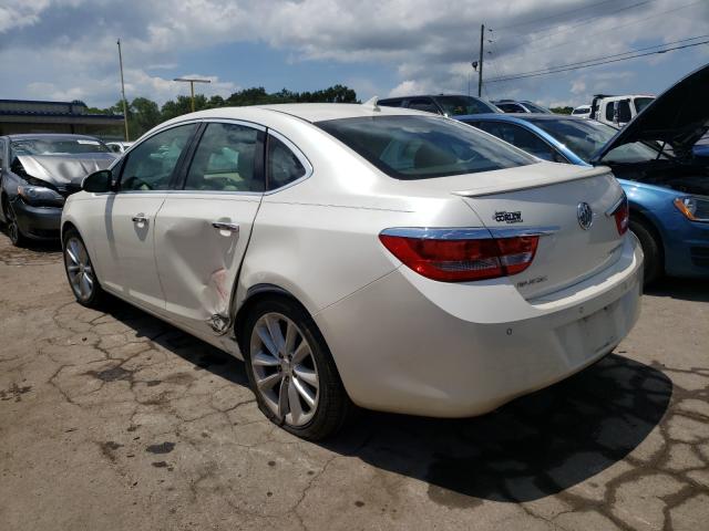 Photo 2 VIN: 1G4PS5SK5C4184798 - BUICK VERANO 