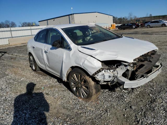 Photo 3 VIN: 1G4PS5SK5D4145937 - BUICK VERANO 