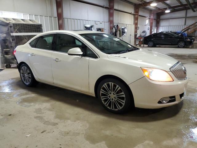 Photo 3 VIN: 1G4PS5SK5D4239610 - BUICK VERANO 