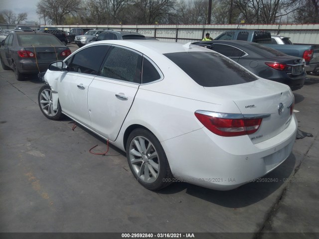 Photo 2 VIN: 1G4PS5SK5E4147463 - BUICK VERANO 