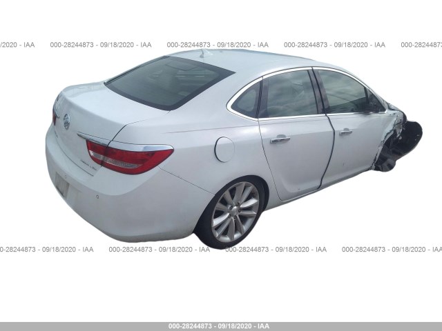 Photo 3 VIN: 1G4PS5SK5E4223120 - BUICK VERANO 