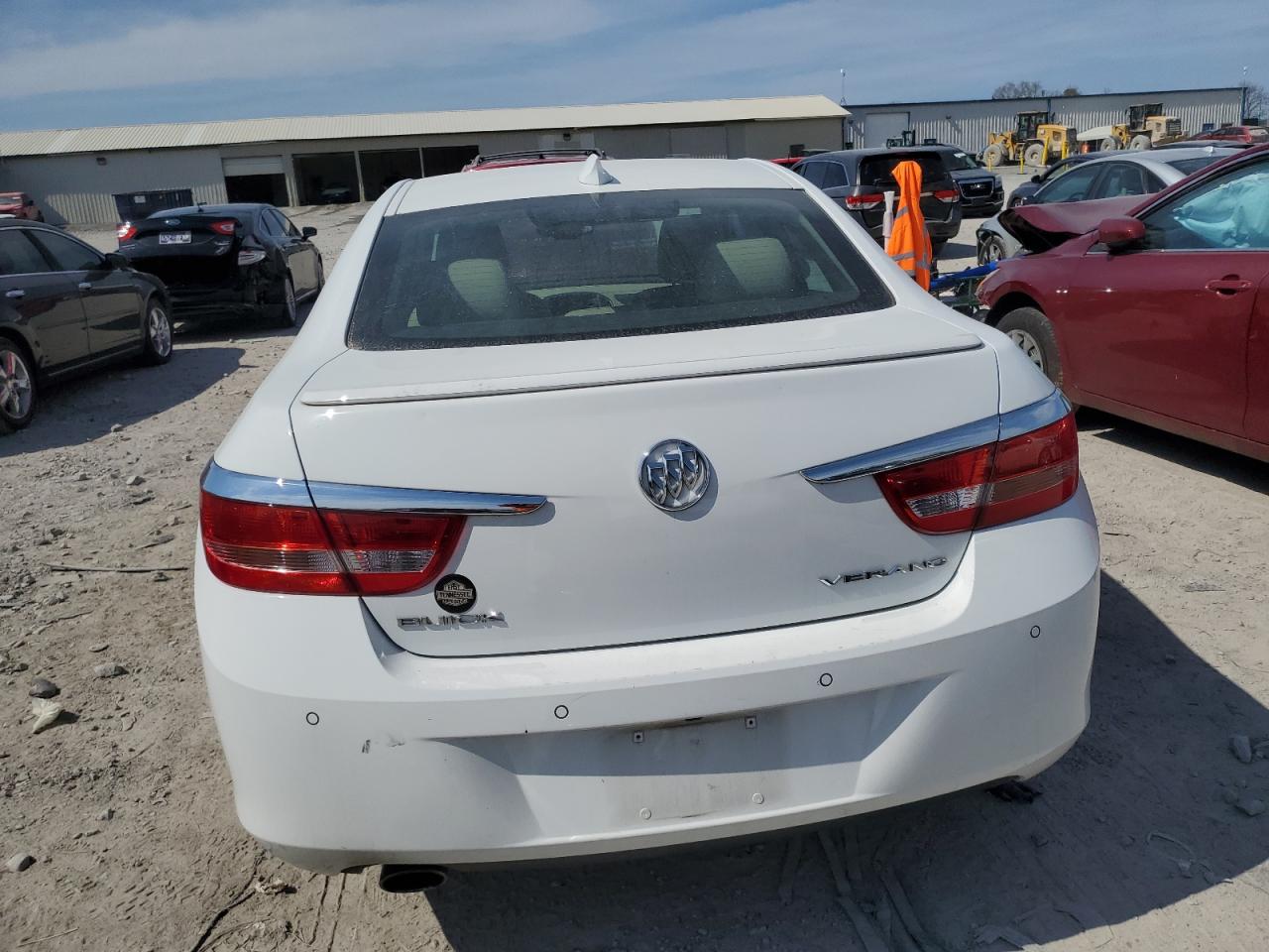 Photo 5 VIN: 1G4PS5SK5H4105122 - BUICK VERANO 