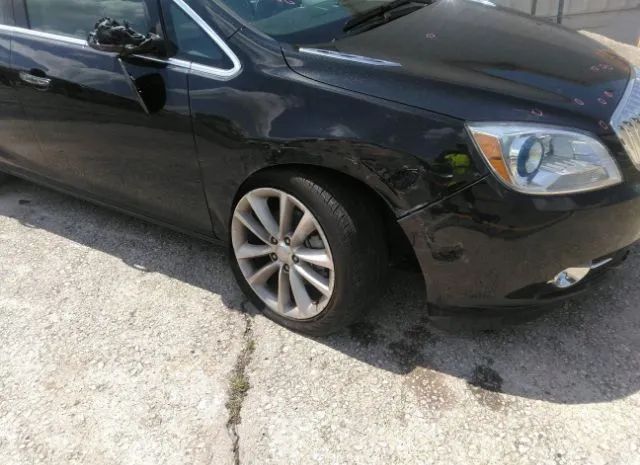 Photo 5 VIN: 1G4PS5SK5H4114287 - BUICK VERANO 