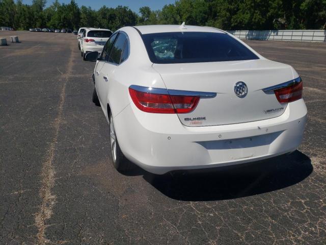 Photo 2 VIN: 1G4PS5SK6C4143094 - BUICK VERANO 