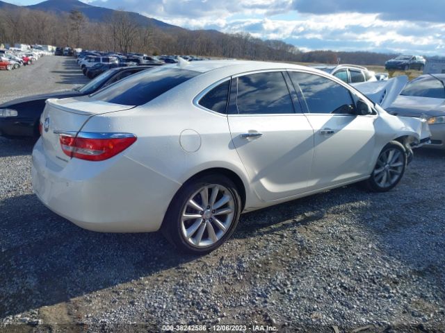 Photo 3 VIN: 1G4PS5SK6C4184163 - BUICK VERANO 