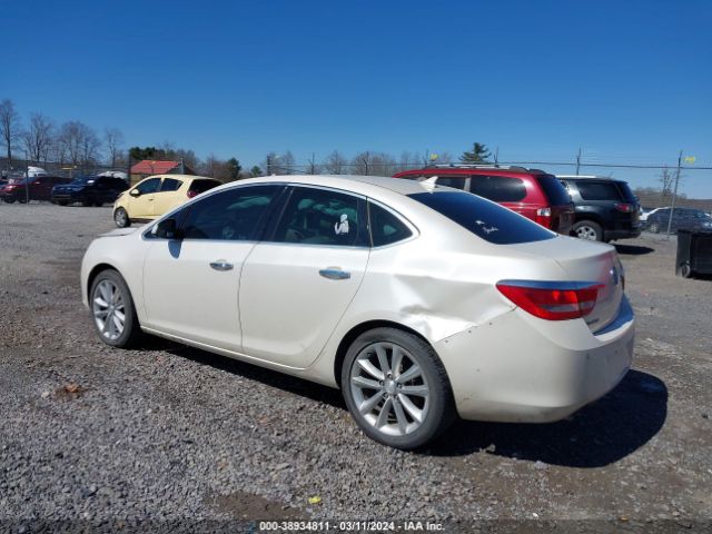 Photo 2 VIN: 1G4PS5SK6C4228565 - BUICK VERANO 