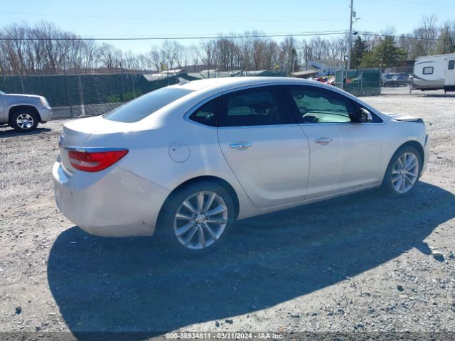 Photo 3 VIN: 1G4PS5SK6C4228565 - BUICK VERANO 