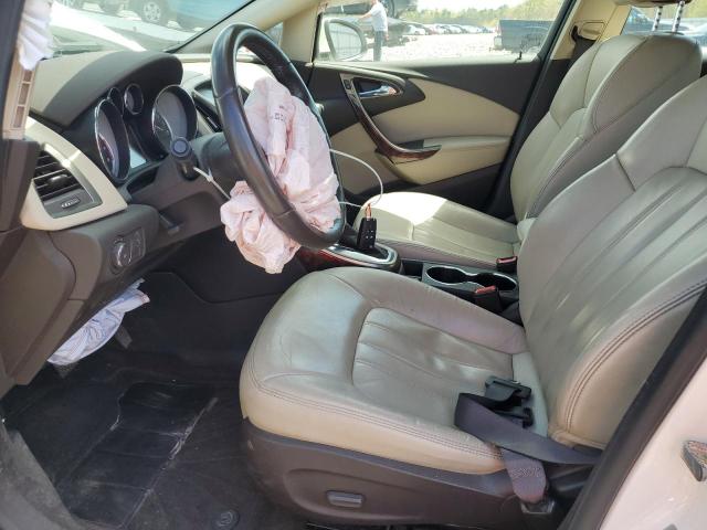 Photo 6 VIN: 1G4PS5SK6D4135739 - BUICK VERANO 