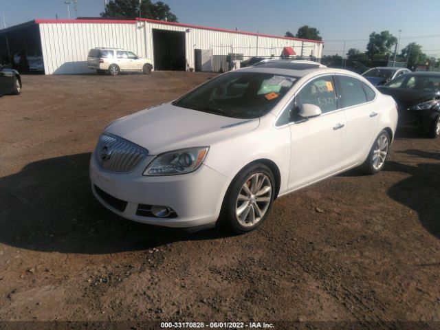 Photo 1 VIN: 1G4PS5SK6F4188220 - BUICK VERANO 