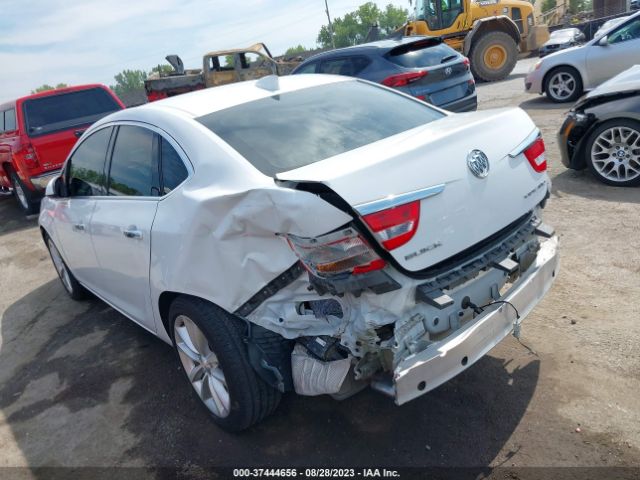 Photo 2 VIN: 1G4PS5SK6F4194051 - BUICK VERANO 