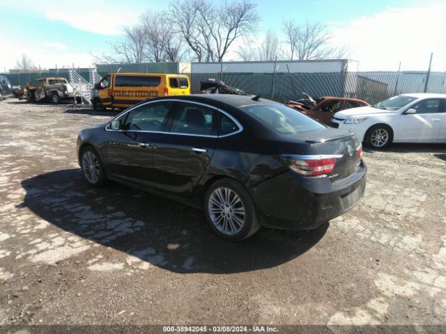 Photo 2 VIN: 1G4PS5SK7C4153844 - BUICK VERANO 