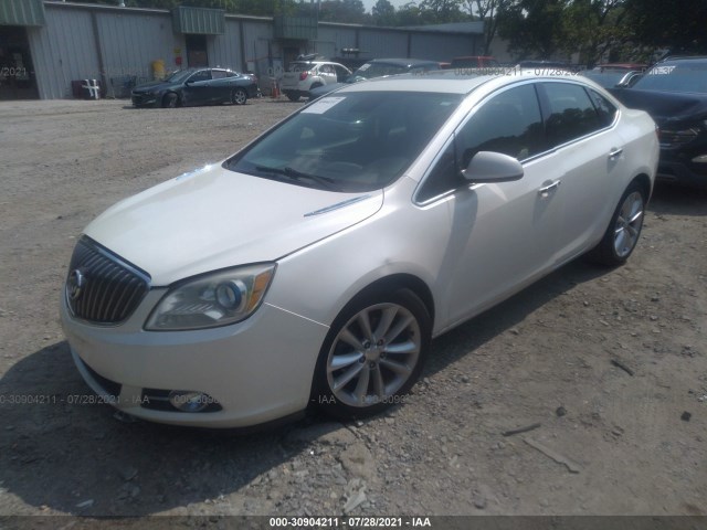 Photo 1 VIN: 1G4PS5SK7C4165394 - BUICK VERANO 