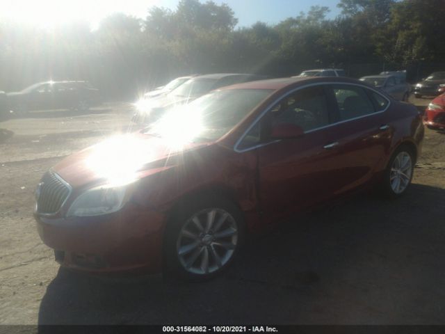 Photo 1 VIN: 1G4PS5SK7D4161542 - BUICK VERANO 