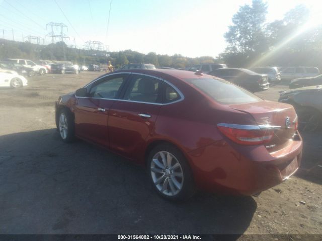 Photo 2 VIN: 1G4PS5SK7D4161542 - BUICK VERANO 