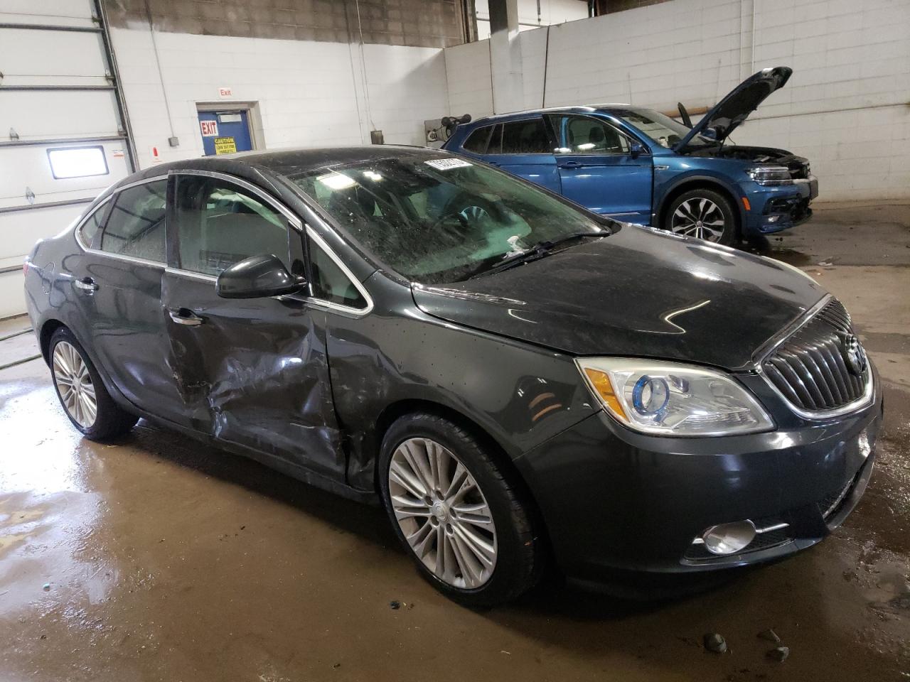 Photo 3 VIN: 1G4PS5SK7E4134147 - BUICK VERANO 