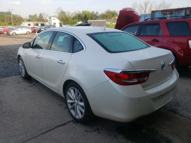 Photo 2 VIN: 1G4PS5SK7E4207873 - BUICK VERANO 