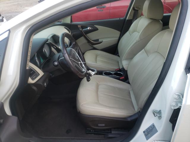 Photo 4 VIN: 1G4PS5SK7E4207873 - BUICK VERANO 