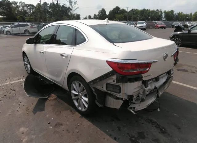 Photo 2 VIN: 1G4PS5SK8C4165064 - BUICK VERANO 