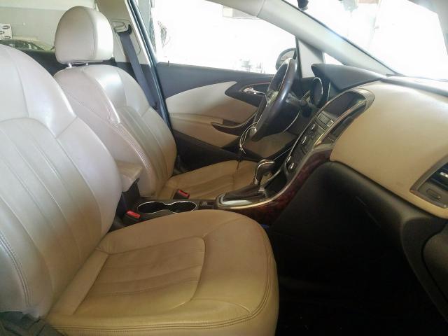 Photo 4 VIN: 1G4PS5SK8C4181944 - BUICK VERANO 