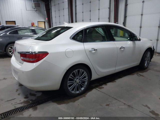 Photo 3 VIN: 1G4PS5SK8D4155331 - BUICK VERANO 