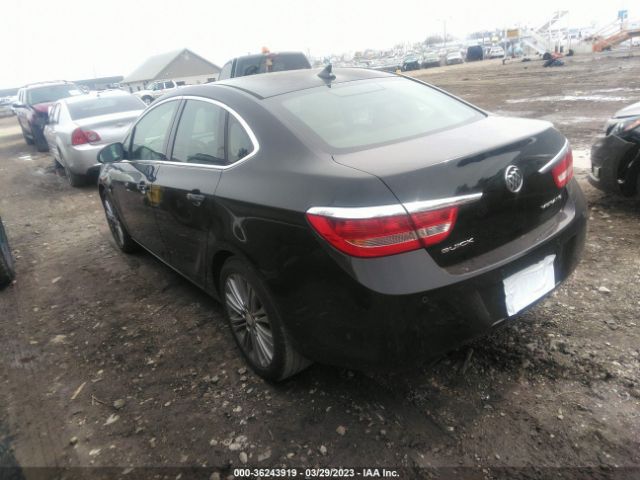 Photo 2 VIN: 1G4PS5SK9C4143882 - BUICK VERANO 