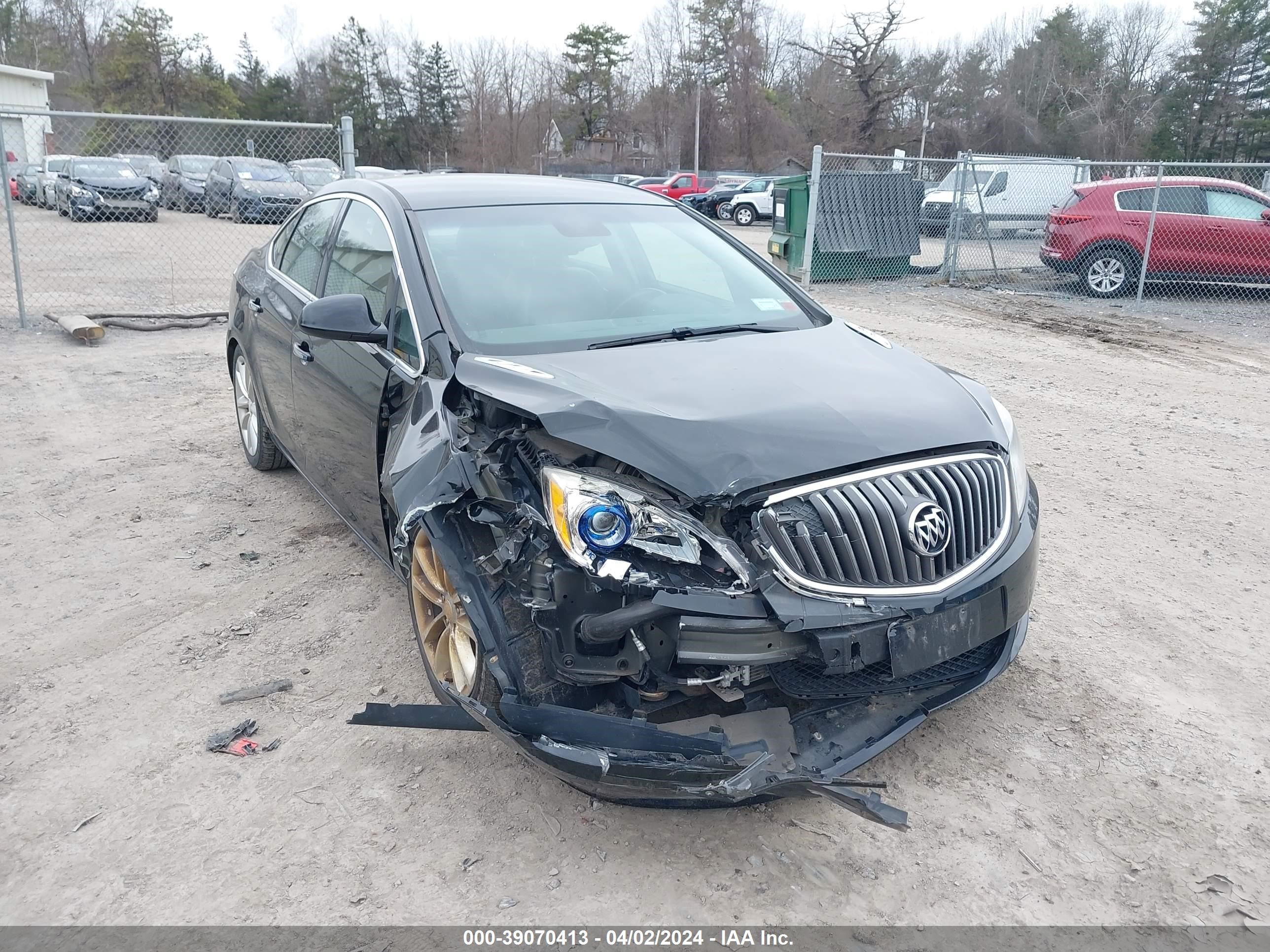 Photo 5 VIN: 1G4PS5SK9C4151058 - BUICK VERANO 