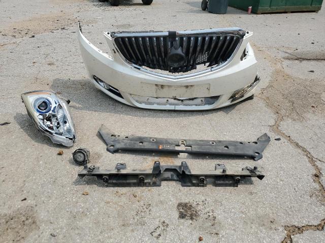 Photo 11 VIN: 1G4PS5SK9C4160228 - BUICK VERANO 