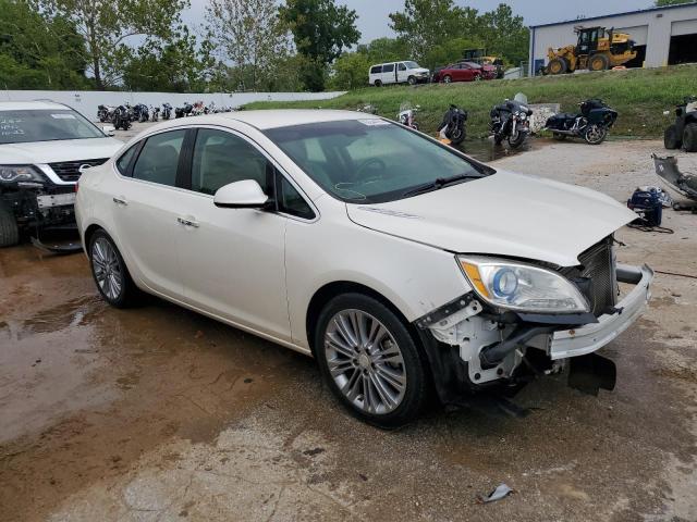 Photo 3 VIN: 1G4PS5SK9C4160228 - BUICK VERANO 