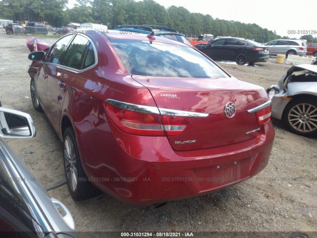 Photo 2 VIN: 1G4PS5SK9C4171889 - BUICK VERANO 