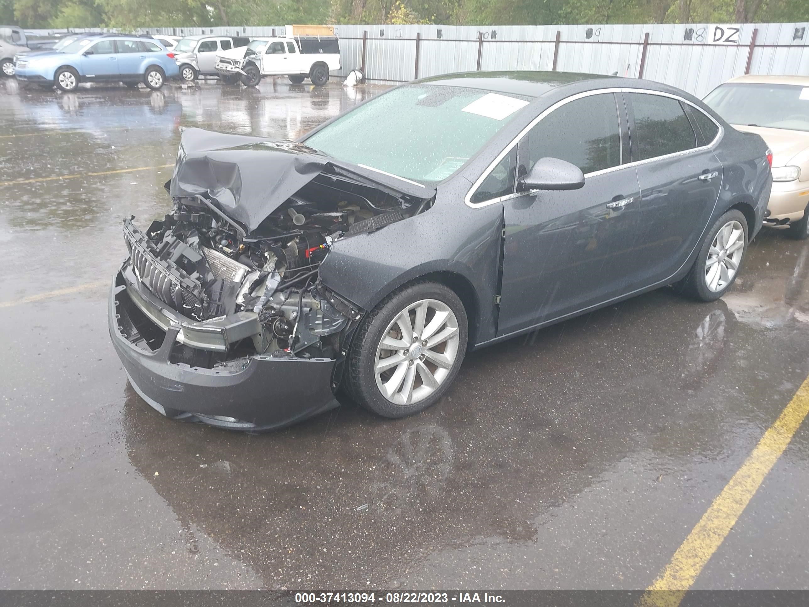 Photo 1 VIN: 1G4PS5SK9D4189603 - BUICK VERANO 