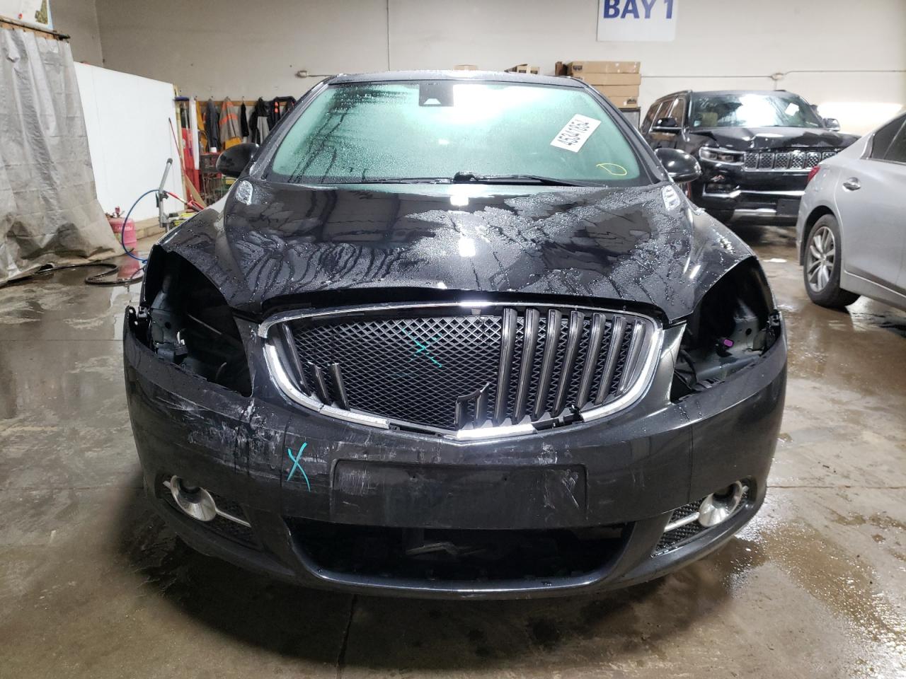 Photo 4 VIN: 1G4PS5SK9E4126065 - BUICK VERANO 