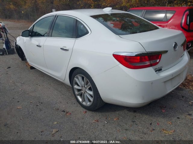 Photo 2 VIN: 1G4PS5SK9F4168897 - BUICK VERANO 