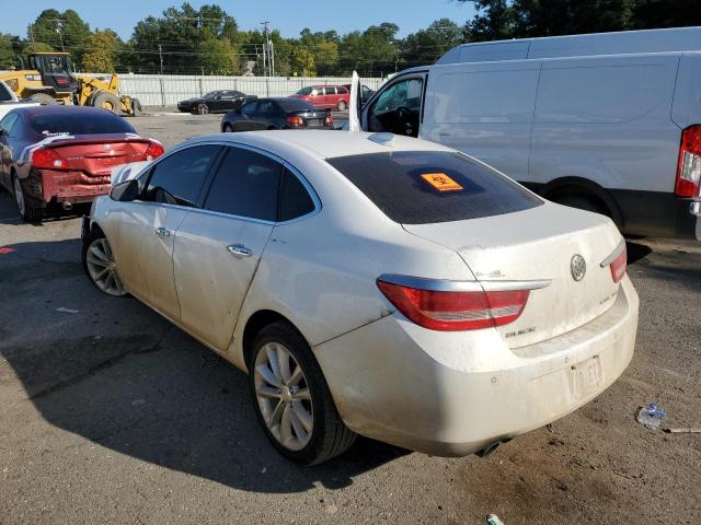 Photo 2 VIN: 1G4PS5SK9H4114633 - BUICK VERANO 