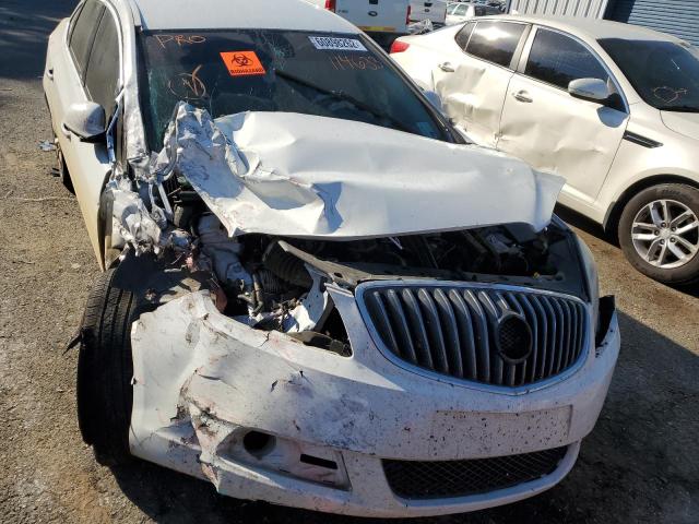 Photo 8 VIN: 1G4PS5SK9H4114633 - BUICK VERANO 