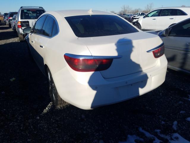 Photo 2 VIN: 1G4PS5SKXD4140071 - BUICK VERANO 