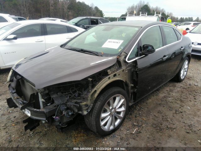 Photo 1 VIN: 1G4PS5SKXD4182692 - BUICK VERANO 