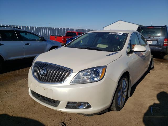 Photo 1 VIN: 1G4PS5SKXE4222934 - BUICK VERANO 