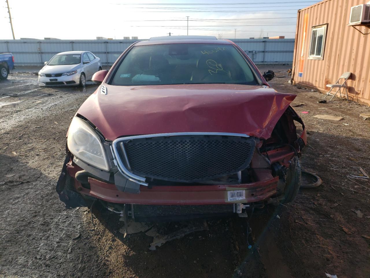 Photo 4 VIN: 1G4PS5SKXF4149663 - BUICK VERANO 