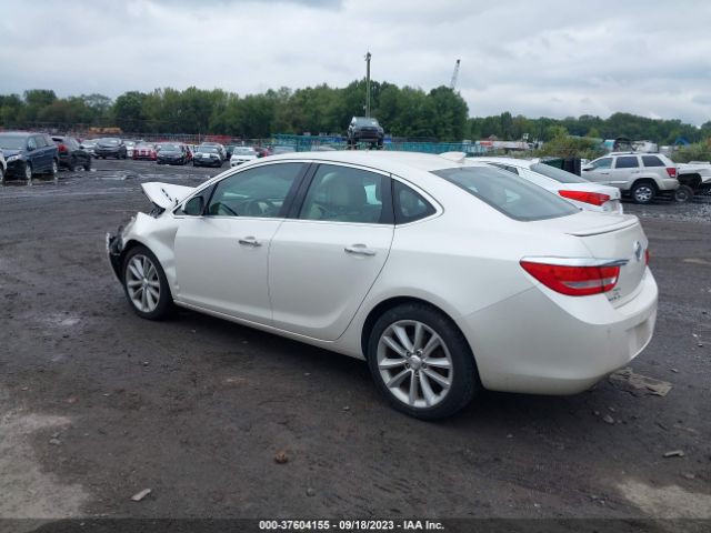 Photo 2 VIN: 1G4PS5SKXG4163340 - BUICK VERANO 