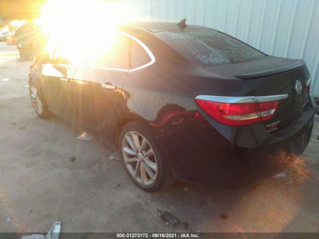 Photo 2 VIN: 1G4PT5SV1D4147885 - BUICK VERANO 