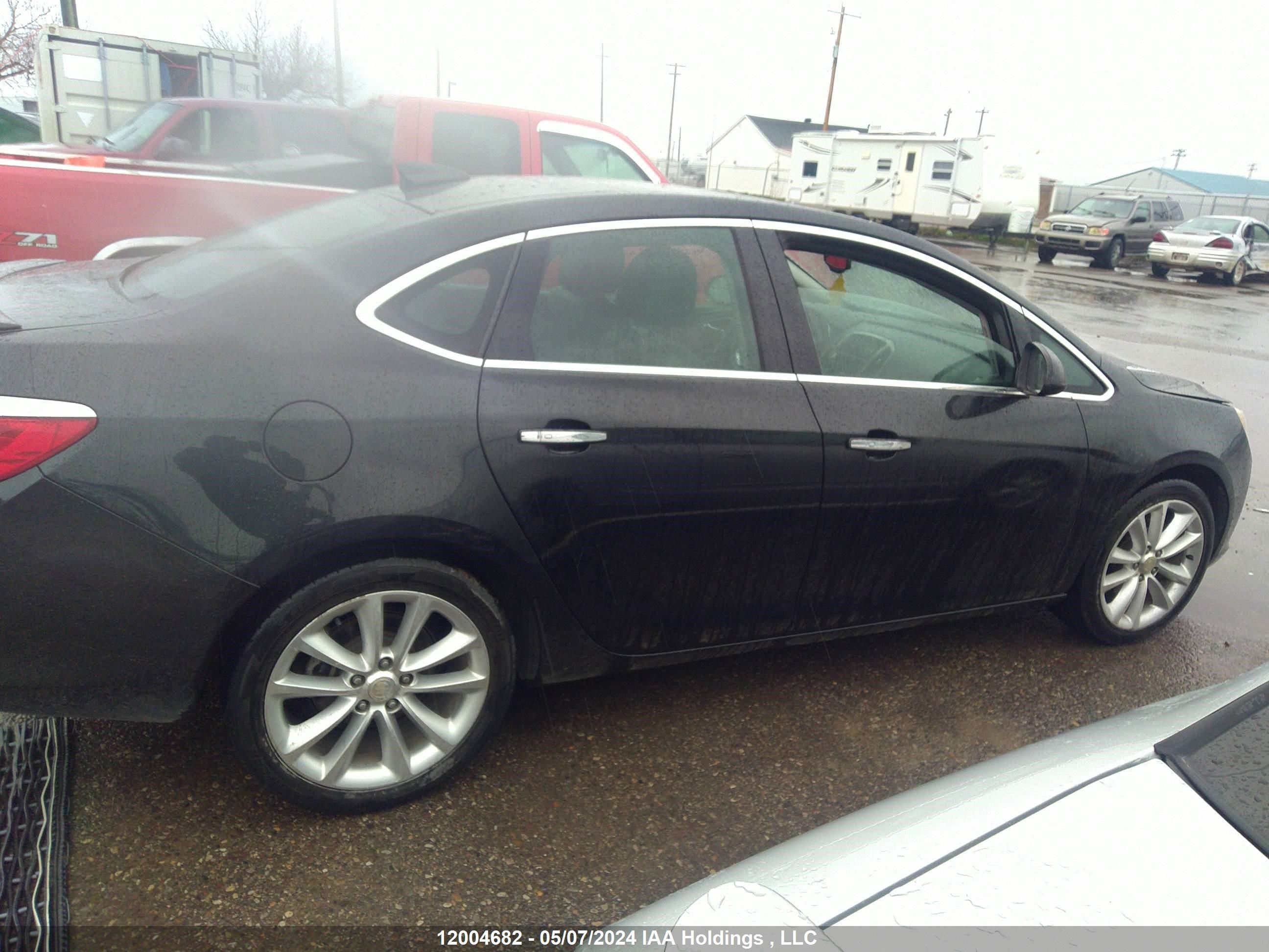 Photo 12 VIN: 1G4PT5SV5F4162635 - BUICK VERANO 