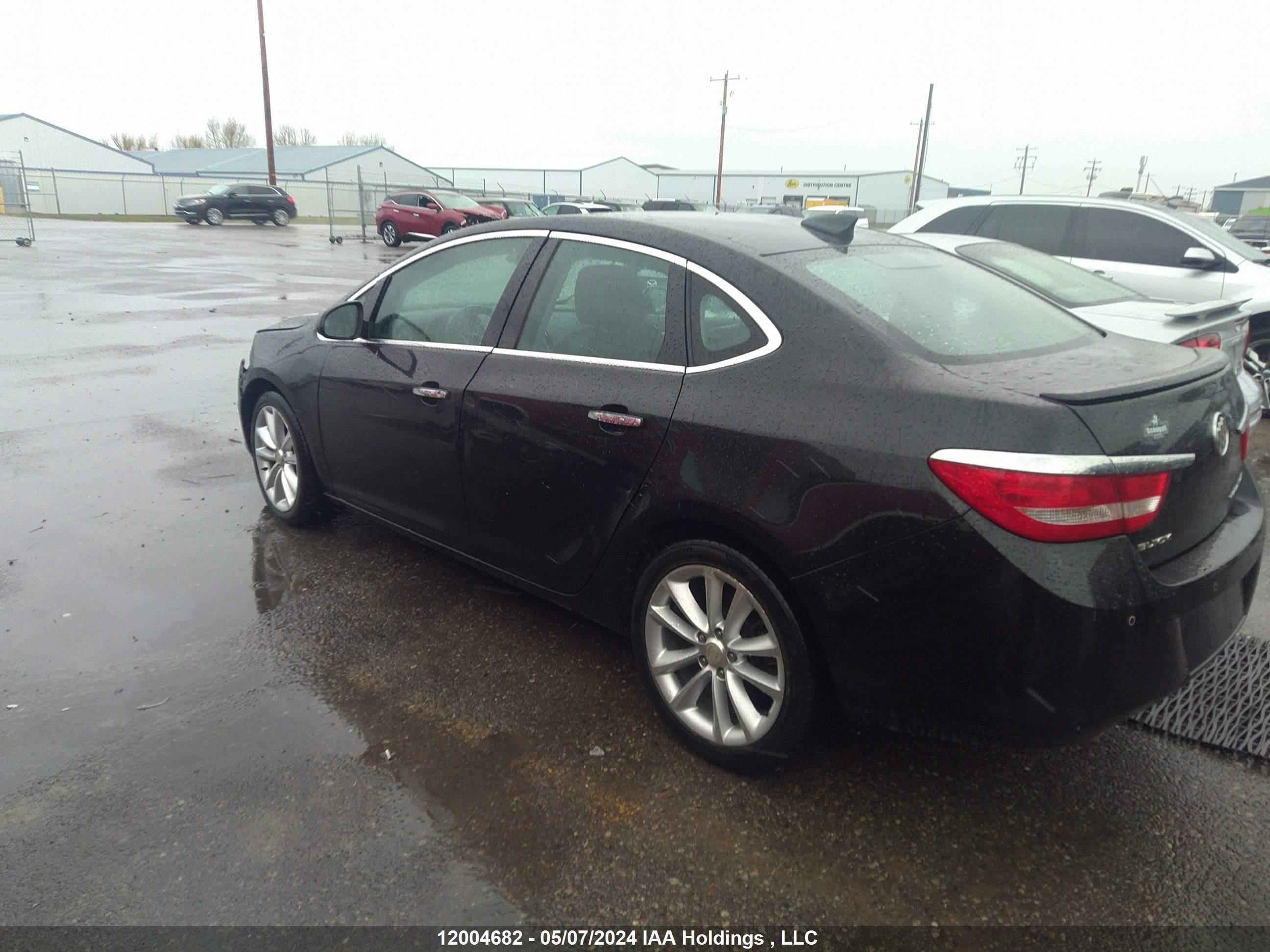 Photo 13 VIN: 1G4PT5SV5F4162635 - BUICK VERANO 