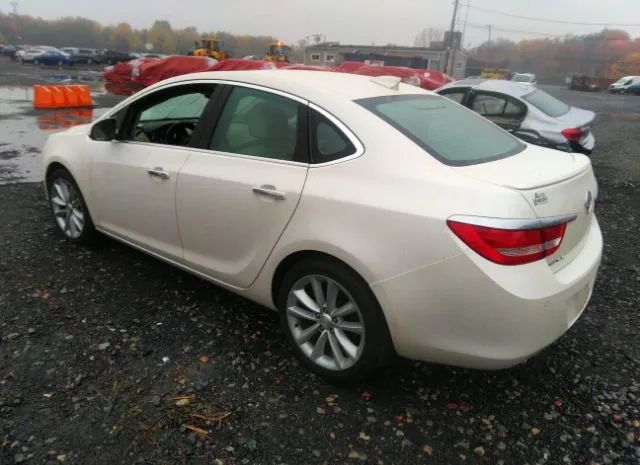 Photo 2 VIN: 1G4PT5SV6G4143013 - BUICK VERANO 