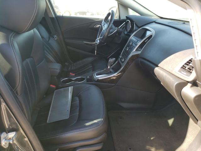 Photo 4 VIN: 1G4PT5SVXD4142054 - BUICK VERANO PRE 