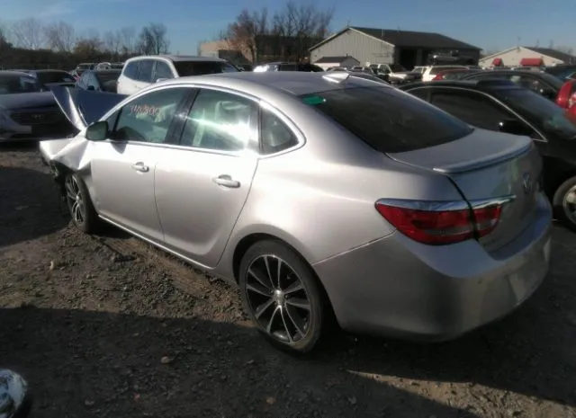 Photo 2 VIN: 1G4PW5SK0G4172570 - BUICK VERANO 