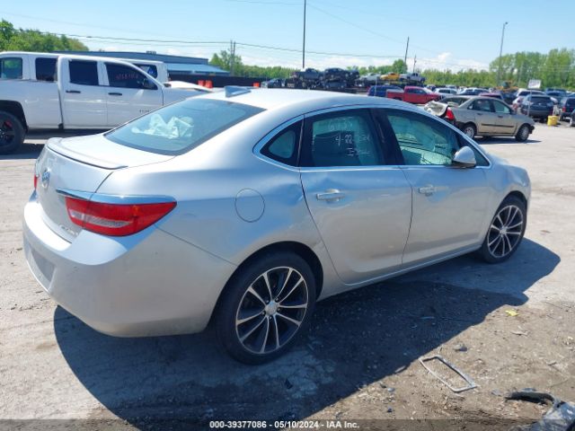 Photo 3 VIN: 1G4PW5SK1G4172030 - BUICK VERANO 