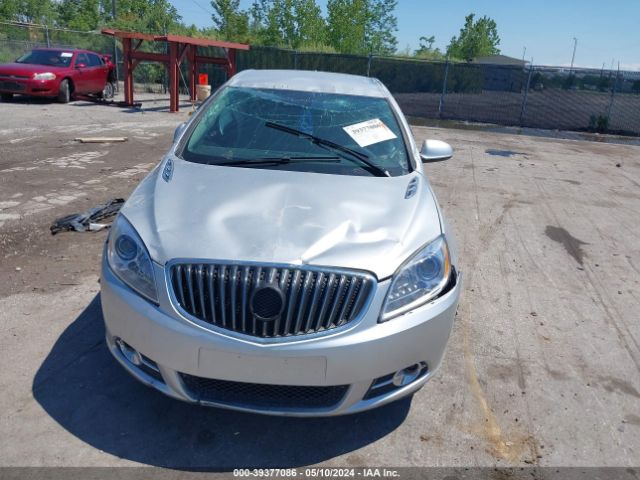 Photo 5 VIN: 1G4PW5SK1G4172030 - BUICK VERANO 