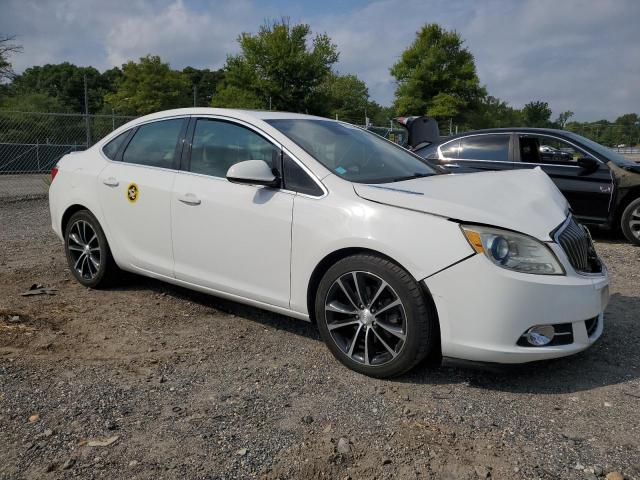 Photo 3 VIN: 1G4PW5SK2G4128019 - BUICK VERANO SPO 