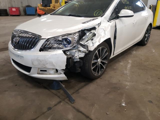 Photo 8 VIN: 1G4PW5SK3G4131902 - BUICK VERANO SPO 