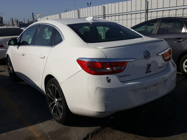 Photo 2 VIN: 1G4PW5SK3G4159649 - BUICK VERANO SPO 